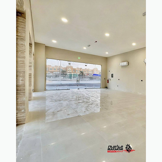 Showrooms and Shops for Rent.